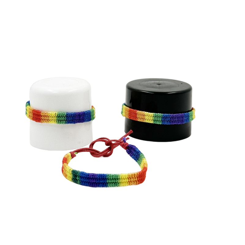 BRACCIALETTO CON FILO BANDIERA LGTB - PRIDE