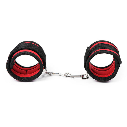 OHMAMA FETISH NYLON BIND GANCI E ANELLI PER I POLSI