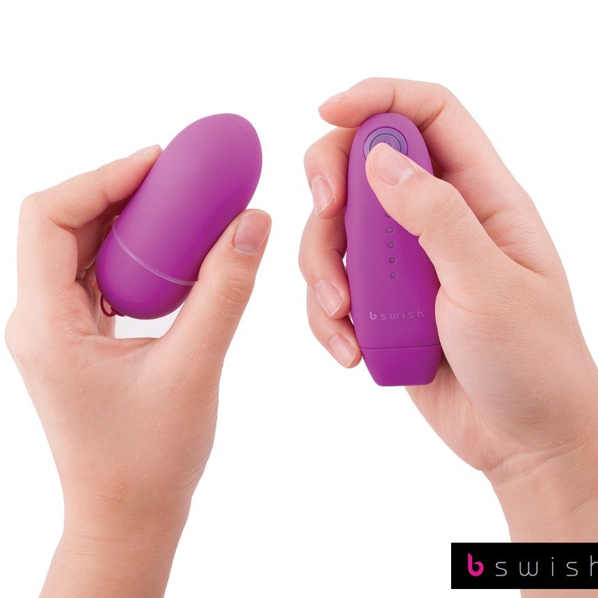 B SWISH - BNAUGHTY UNLEASHED CLASSIC LILAC REMOTE CONTROL